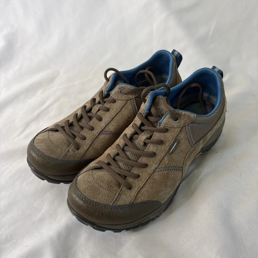 Dansko Women's Size EU 38 / US  7.5/8 Paisley Lace Up‎ Waterproof Sneakers Brown
